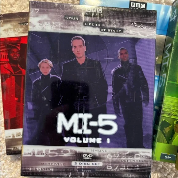 MI-5 DVD Box Set Collection - Picture 3 of 3